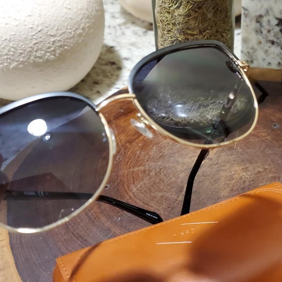 Fossil sunglasses - Picture 2 of 4